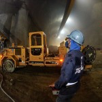 Robô lança concreto projetado