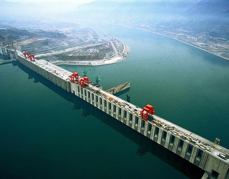 Resultado de imagem para barragem 3 gargantas na china