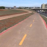 Faixa exclusiva para bicicletas no Distrito Federal: pretensão de Brasília é ser a capital sul-americana das ciclovias