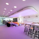 Interior do escritório construído em Dubai: sucesso da obra estimula governo a bancar novas obras