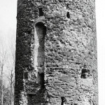 Imagem da torre em 1981, antes do desabamento de parte de sua estrutura, em 2006