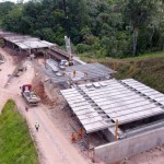 Boa parte dos 130 mil m³ de concreto foi consumido pelos 120 mil m² de tabuleiros para pontes e viadutos