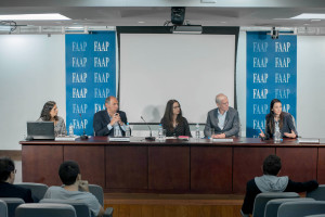 Seminário na FAAP reuniu várias visões da construção civil sobre sustentabilidade, tecnologia e Inovação . Crédito: FAAP 