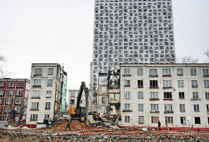 Demolição das Khrushchyovkas já começou e reurbanização de Moscou manterá venda de cimento em alta na Rússia. Crédito: prefeitura de Moscou