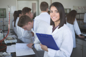 O convênio com Universidades tem como objetivo estabelecer intercâmbio técnico-científico