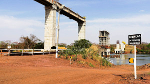 Ferrovia Norte-Sul: sem a ligação com São Paulo, ferrovia deixa de escoar R$ 12 bilhões por ano em cargas. Crédito: Flávio Correa/VALEC