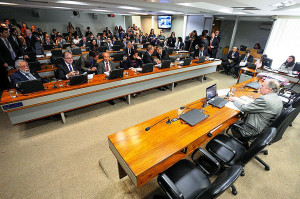 Texto aprovado na Câmara foi rejeitado pela CAE do Senado: mercado imobiliário segue em compasso de espera. Crédito: Edilson Rodrigues/Agência Senado