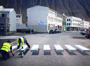 Na Islândia, os atropelamentos foram reduzidos em 25% nas ruas com faixas de pedestres em 3D. Crédito: Gusti Productions