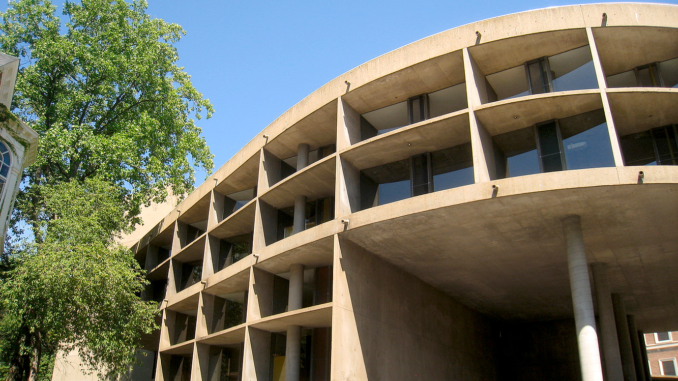 Centro Carpenter para Artes Visuais: único edifício projetado por Le Corbusier nos Estados Unidos. Crédito: Pinterest.