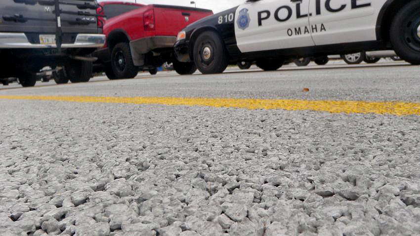 Pavimento permeável testado em Omaha, no Nebraska: resistência e durabilidade semelhante ao do pavimento rígido tradicional. Crédito: Nebrconcagg.