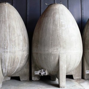 Barris em formato oval são os mais utilizados pelos vinicultores, principalmente na França e nos Estados Unidos. Crédito: Barrel+Ink