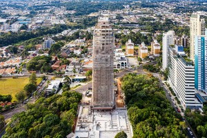 Edifício Queen Victoria Residence, da construtora San Remo: uso do Cimento Itambé na argamassa de rejunte teve aprovação técnica do fabricante de tijolos . Crédito: San Rem