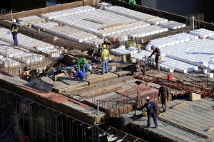 Construção civil foi um dos setores que menos demitiram nos primeiros 3 meses de pandemia
Crédito: Arnaldo Alves/AEN