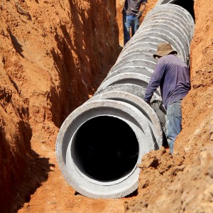 Fabricantes de tubos de concreto estão entre os que mais devem se beneficiar com a nova lei do saneamento básico  Crédito: Banco de Imagens.