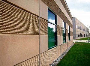Centro de pesquisa em Nova Jersey-EUA: paredes de painéis arquitetônicos de concreto com fibras de carbono garantem alto desempenho Crédito: AltusPrescat