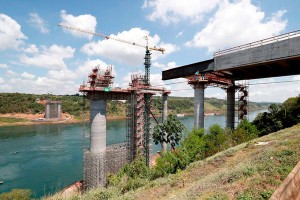 Nova ponte Brasil-Paraguai está com 45% das obras executadas do lado brasileiro, em Foz do Iguaçu Crédito: Alan Santos/PR
