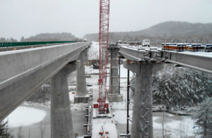 Pontes sobre o rio Williams, em Vermont: concreto de alto desempenho e armaduras em aço inox para evitar patologias como a RAA Crédito: PCI