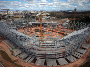 Arena do Galo: volume de concreto envolve 38.000 m³ de material pré-fabricado e 46.000 m³ de estruturas moldadas in loco Crédito: Arena MRV