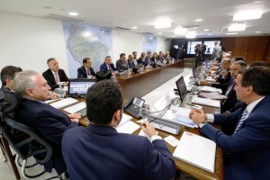 Entidades que representam a Coalizão pela Construção estiveram com o presidente Michel Temer em dezembro de 2017.  Crédito: CBIC