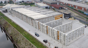 Paredes com blocos de concreto podem atingir até quase 9 metros de altura, sem precisar de fundações