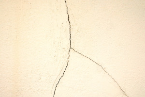 Materiais sem conformidade resultam em problemas nas obras e impactam consumidor final. Crédito: Divulgação