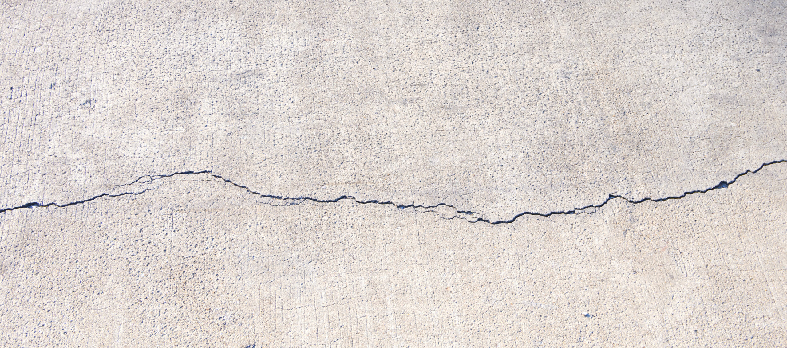SIBRACIC reúne pesquisadores para discutir o futuro do concreto que se regenera e novidades sobre autocicatrização