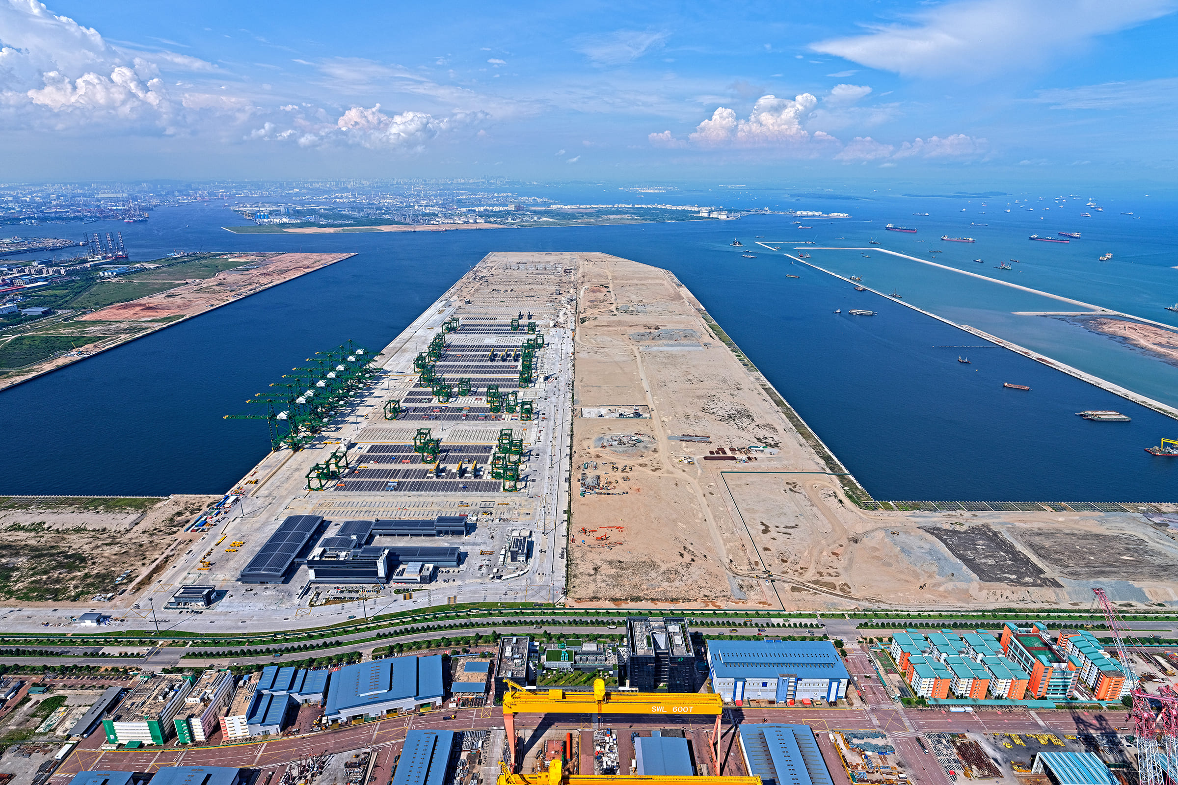 Megaporto em Singapura usa caixas gigantes de concreto