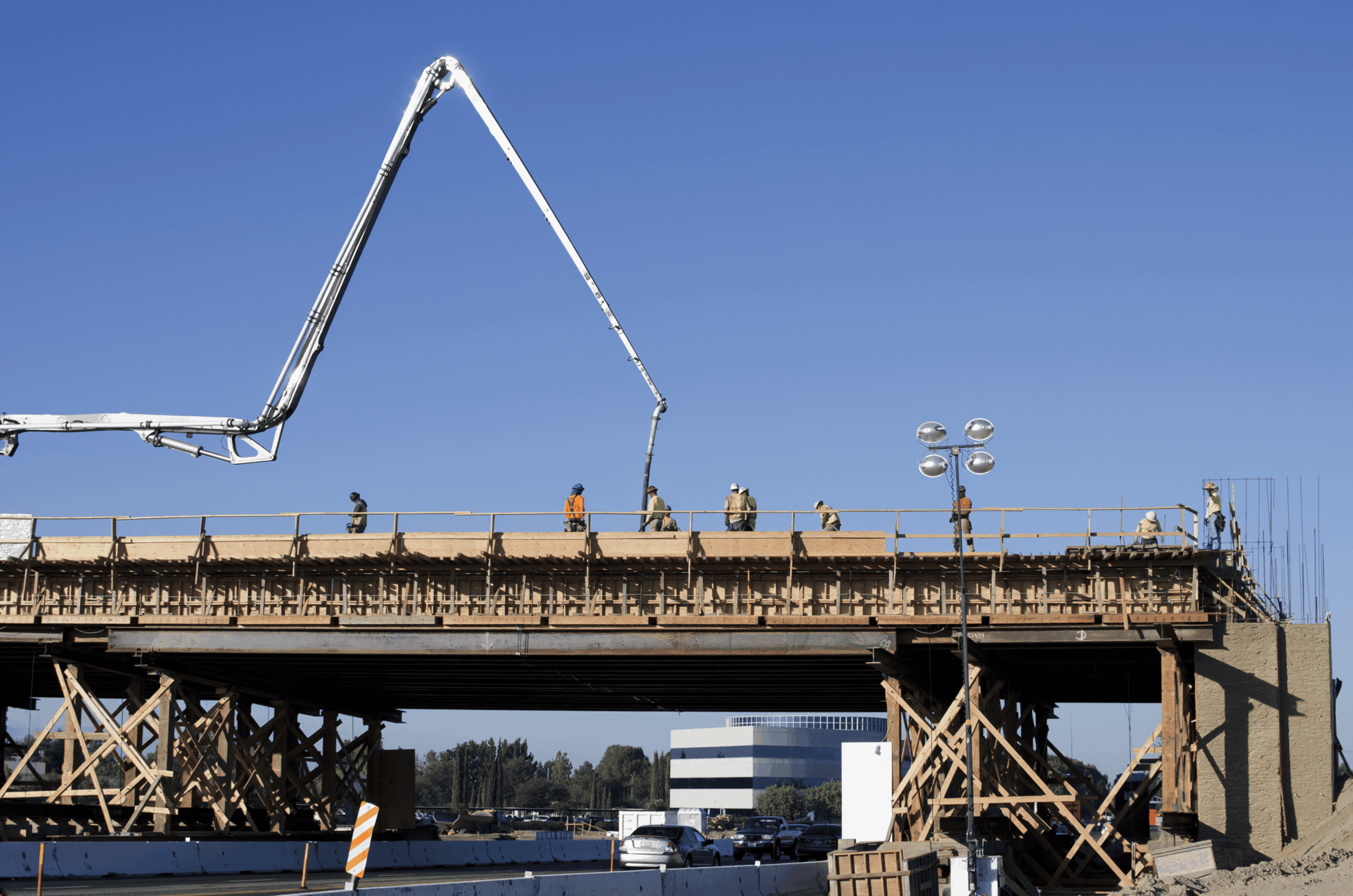 Atualização da NR-35 reforça treinamento e gestão de riscos para trabalhos em altura