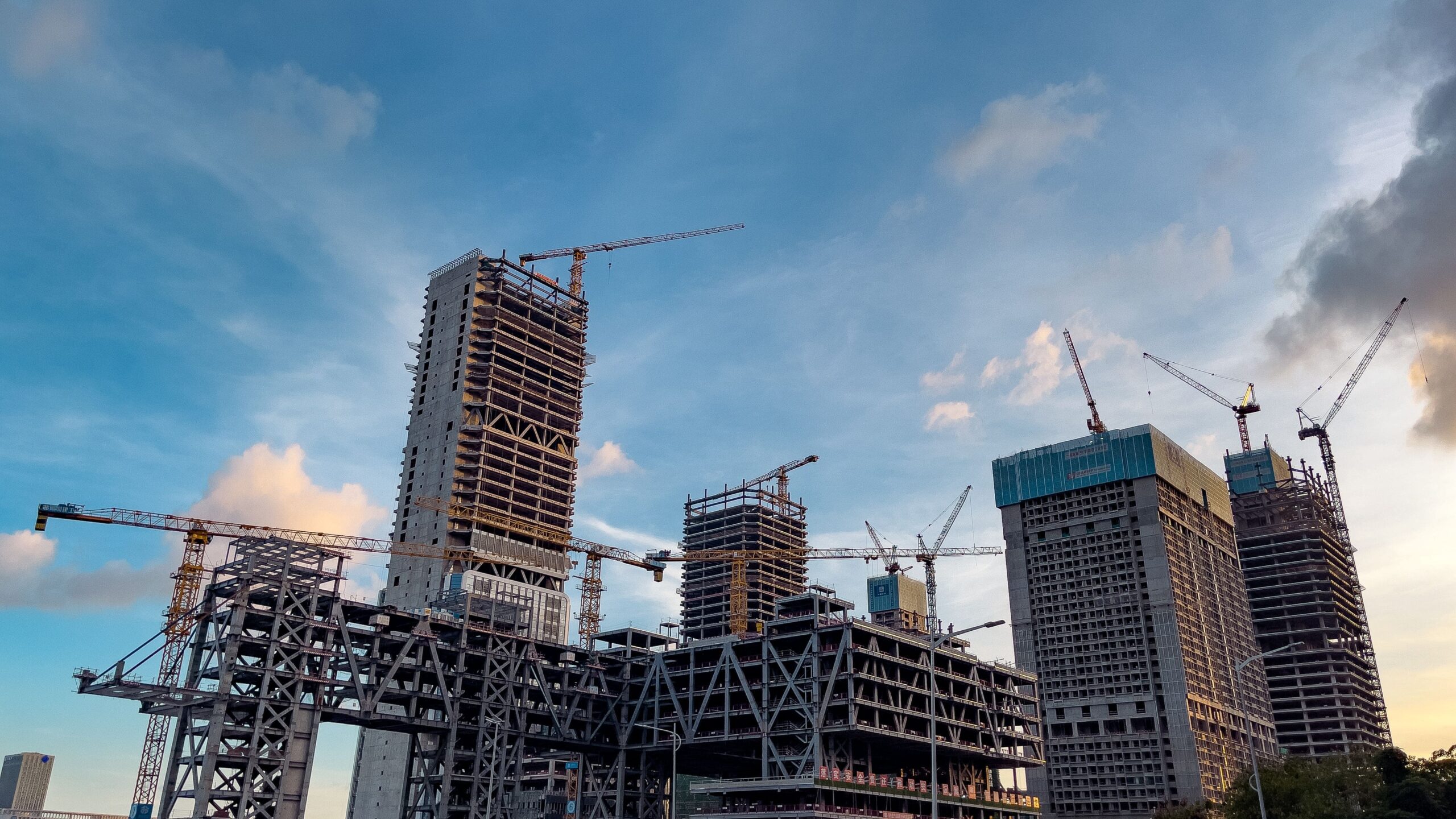 Juros e crédito imobiliário serão decisivos para a construção em 2027